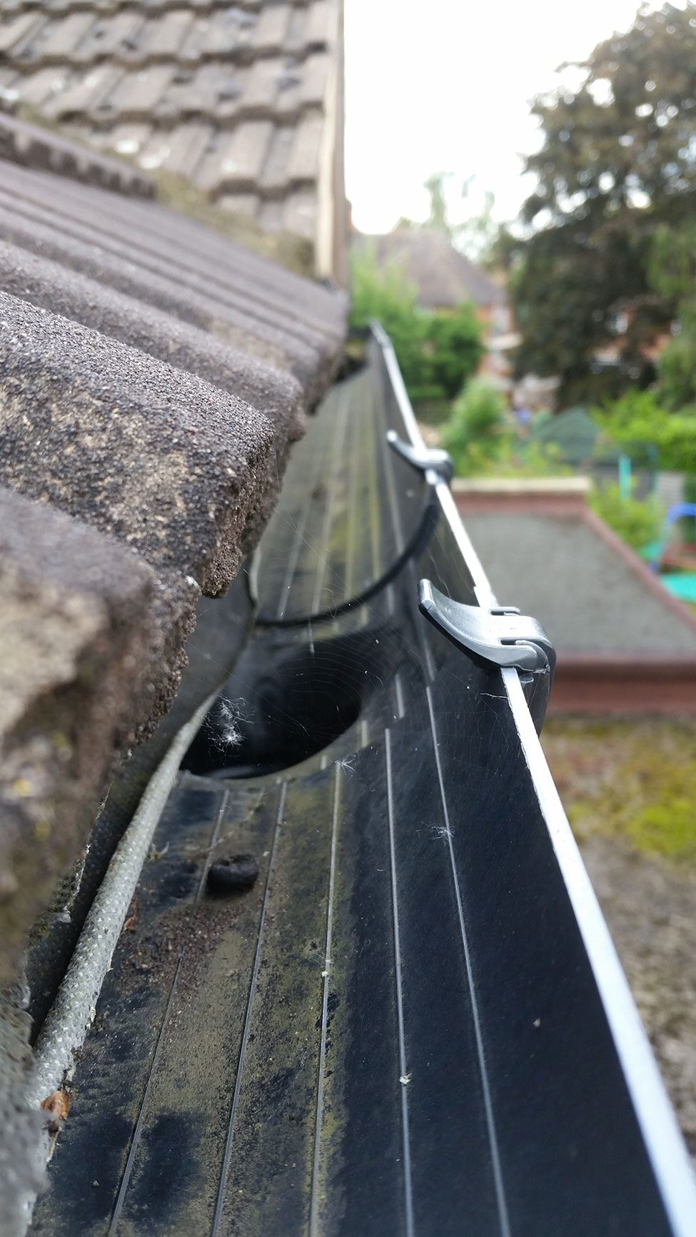 Gutter Cleaning and Unblocking