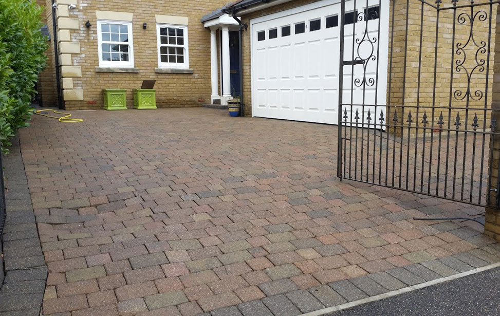 Paving Cleaning Essex After